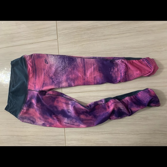 Nike girl leggings size medium - Picture 3 of 5